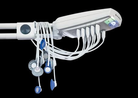 Électrocardiographe custo cardio 400 et son bras d’électrodes à aspiration