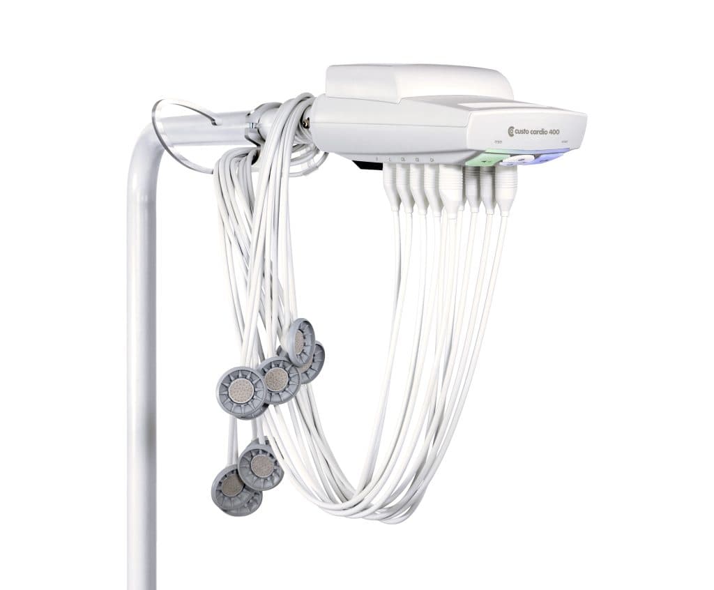 Électrocardiographe Custo Cardio 400 monté sur support avec câbles et électrodes à aspiration