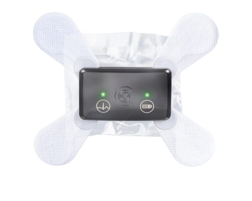 Capteur Custo Guard Holter fixé sur un support adhésif pour l’enregistrement ECG