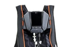 Unité mobile C2in1 performance fixée sur le gilet de transport